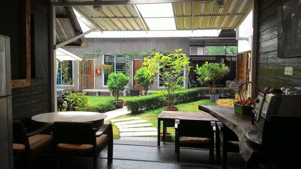 Zan Pla Nade Guesthouse Chiang Rai Exterior foto